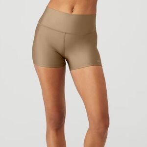 Alo Yoga High-Waist Airlift Shorts